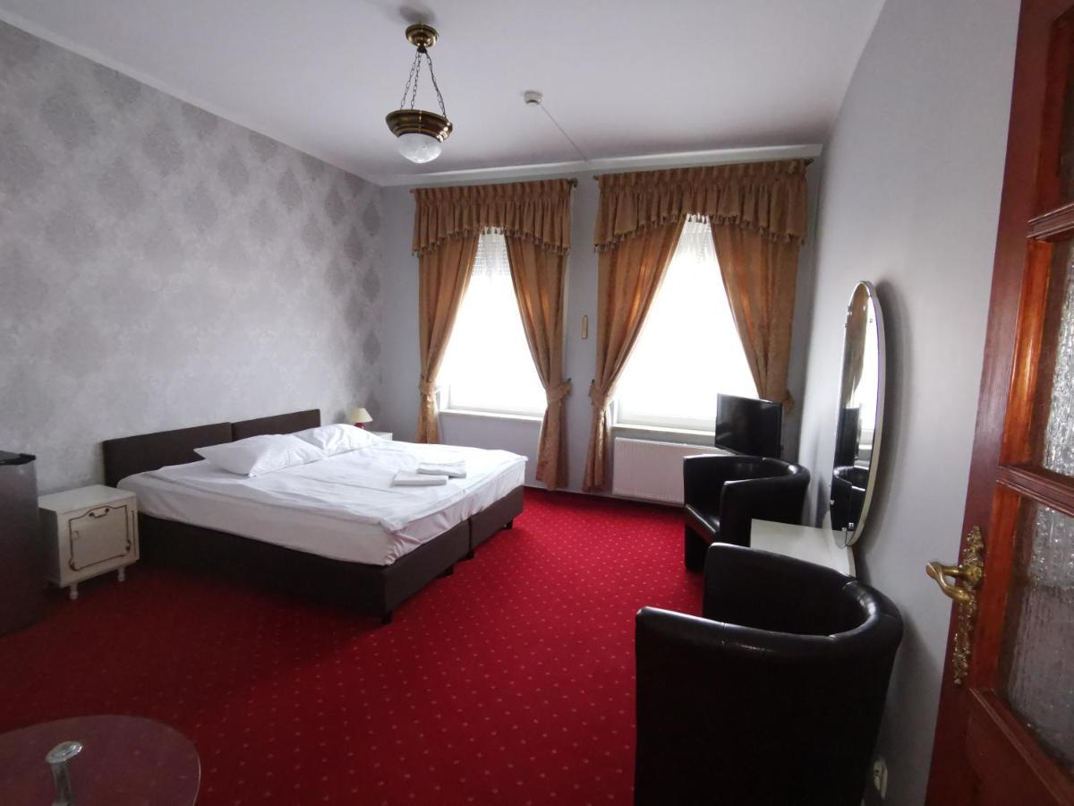 Hotel Nad Rzeczka Stary Toruń المظهر الخارجي الصورة