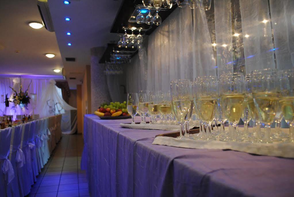 Hotel Nad Rzeczka Stary Toruń المظهر الخارجي الصورة